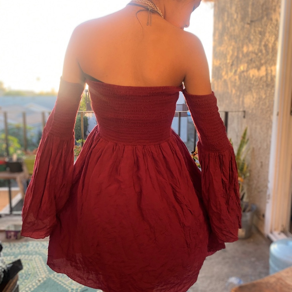 Off the shoulder mini red dress with flared sleeves